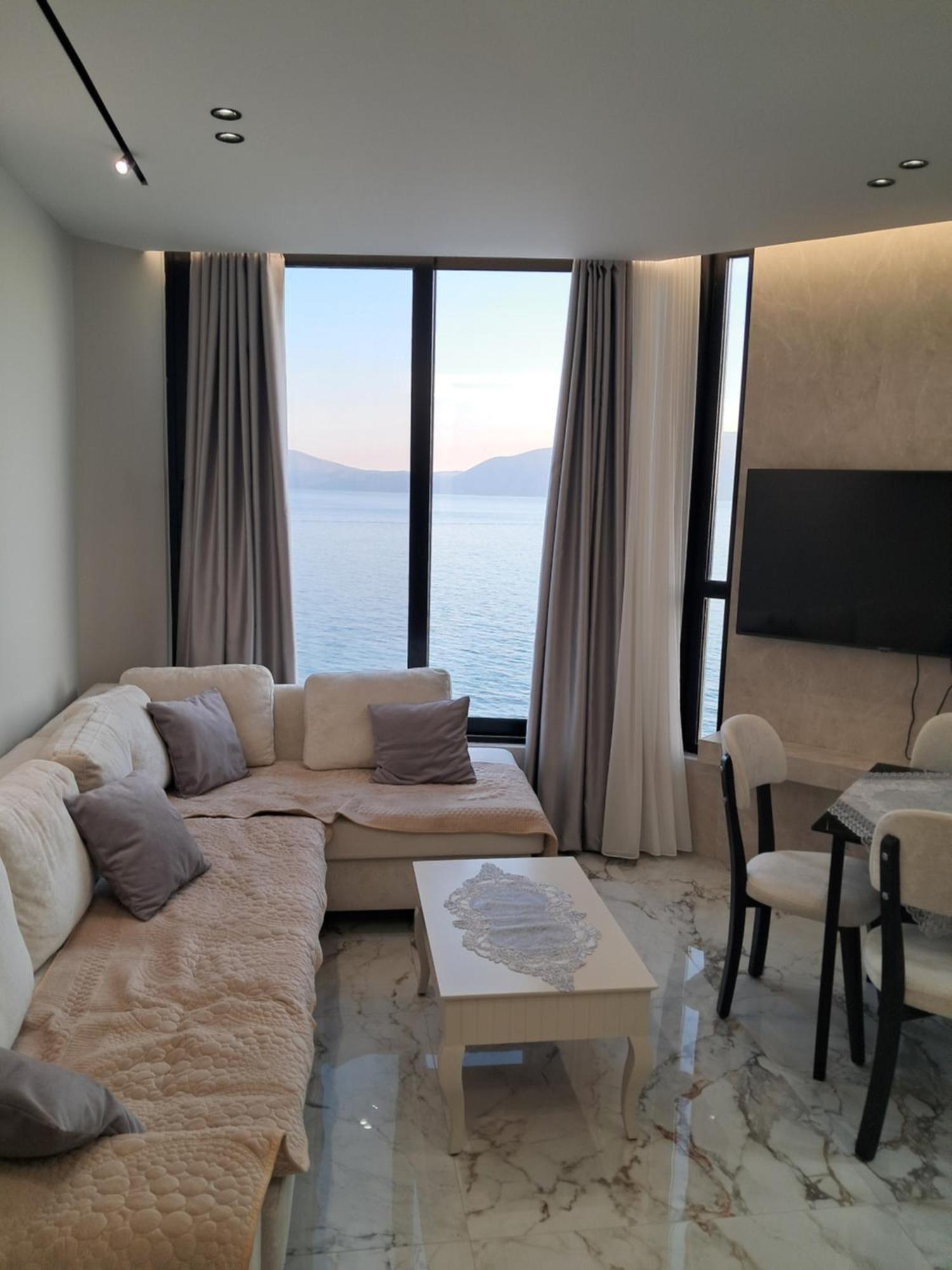 Appartement Ideal Sea View Vlorë